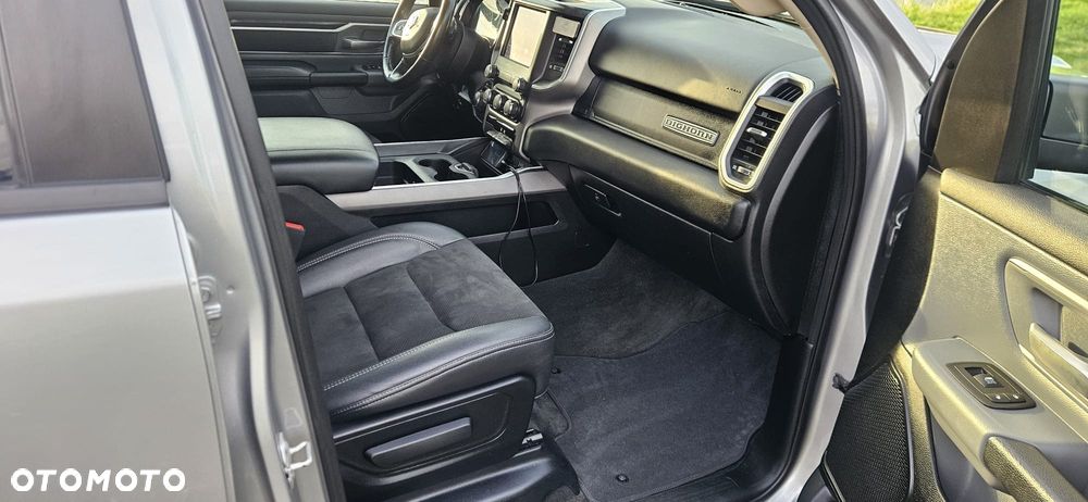 Dodge RAM - 23