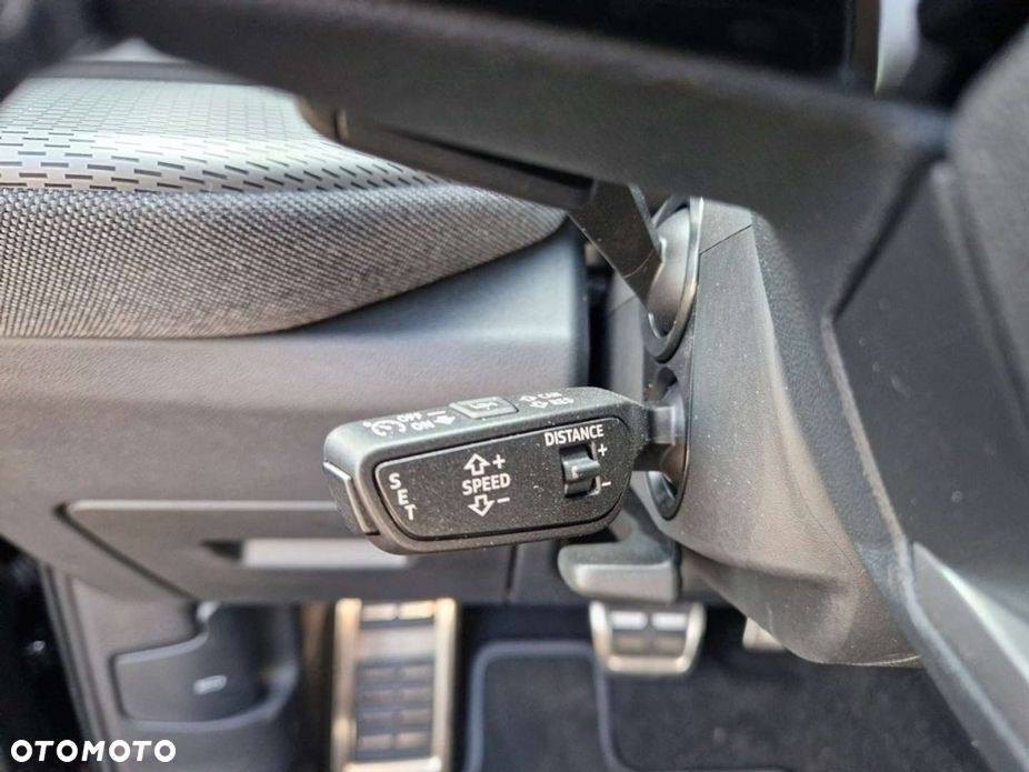 Audi Q5 Sportback - 8