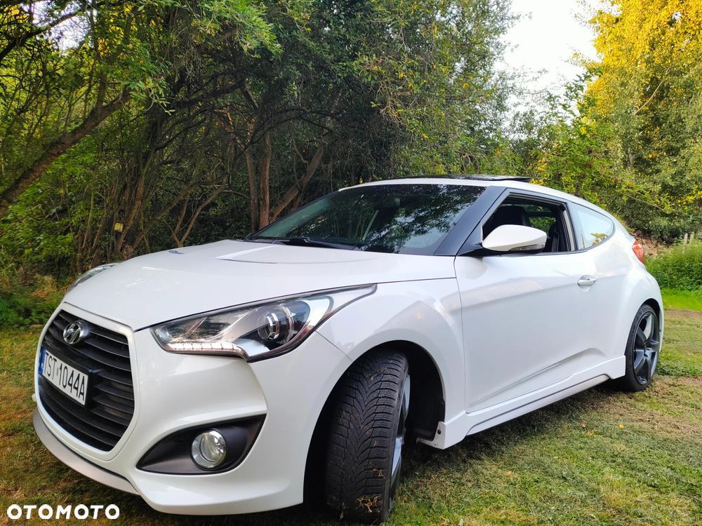 Hyundai Veloster - 3