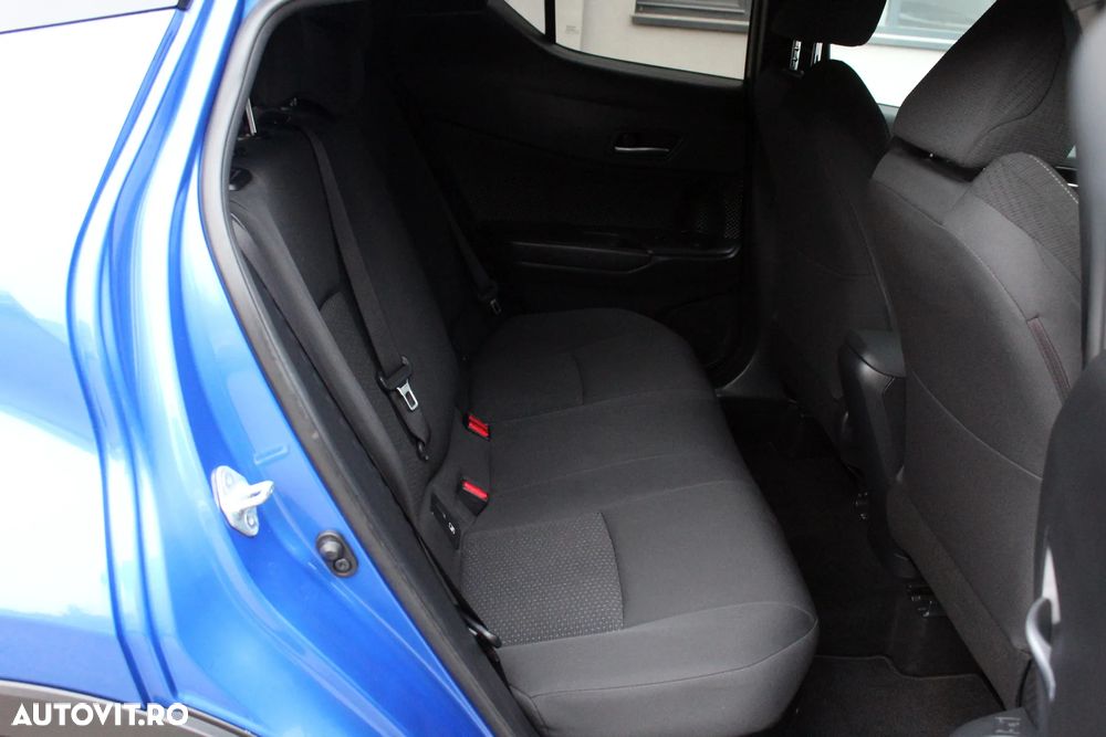 Toyota C-HR - 9