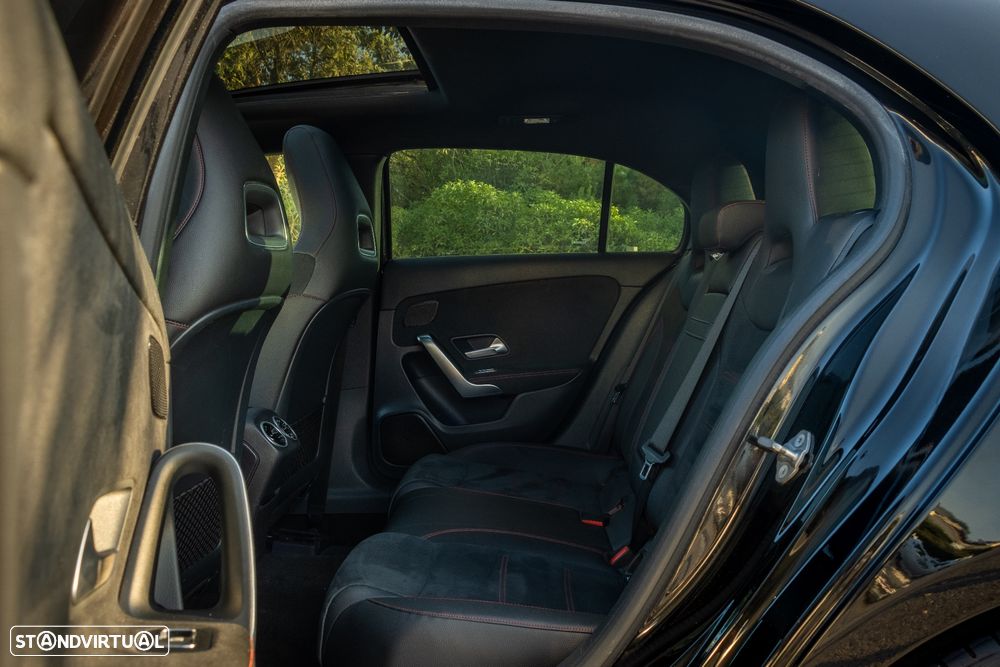 Mercedes-Benz A 180 d 7G-DCT AMG Line - 18