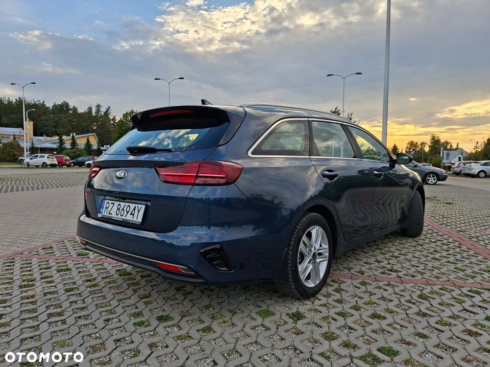 Kia Ceed 1.6 CRDi SCR M - 5