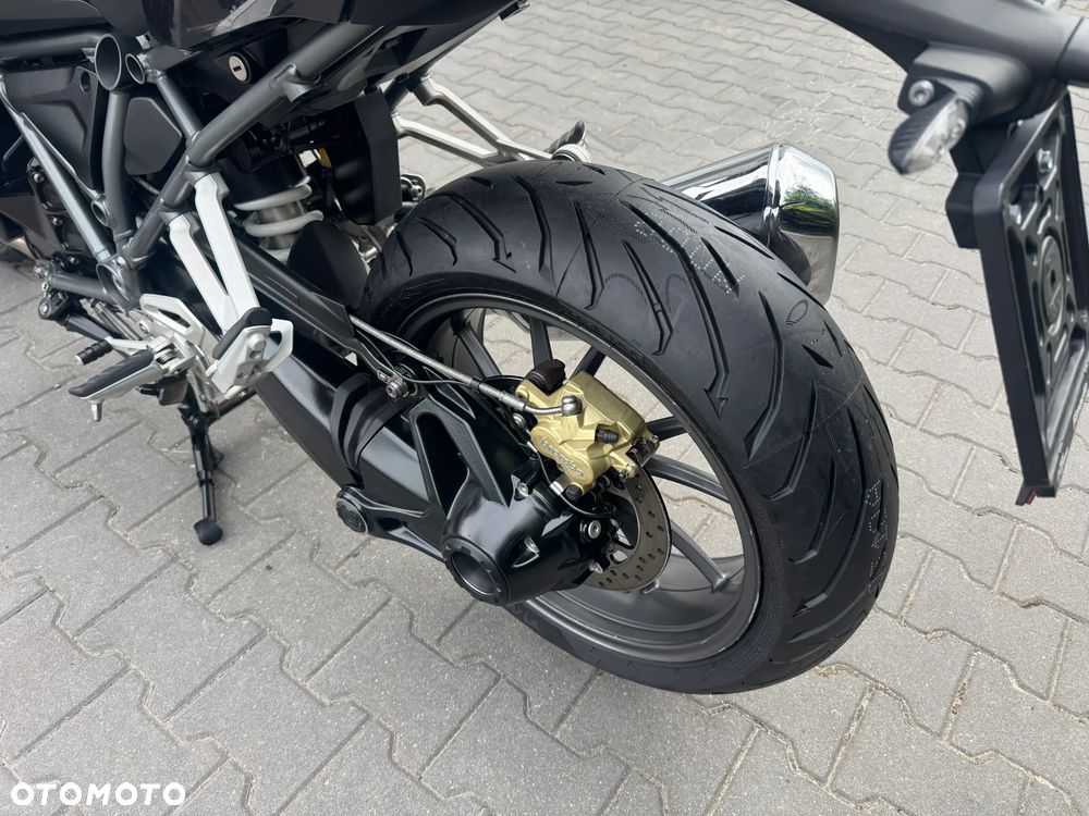 BMW R - 32