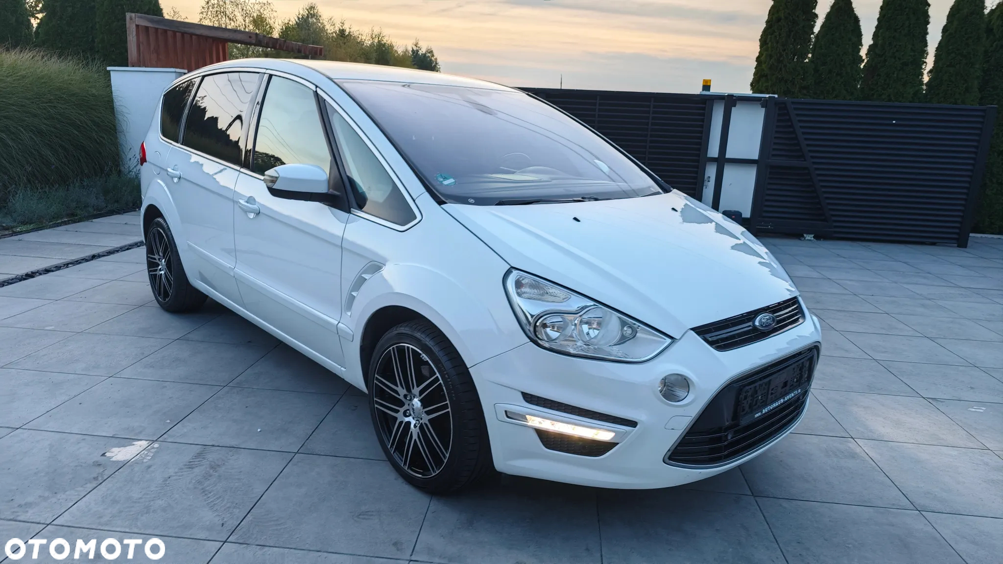 Ford S-Max 2.0 TDCi DPF Titanium - 2