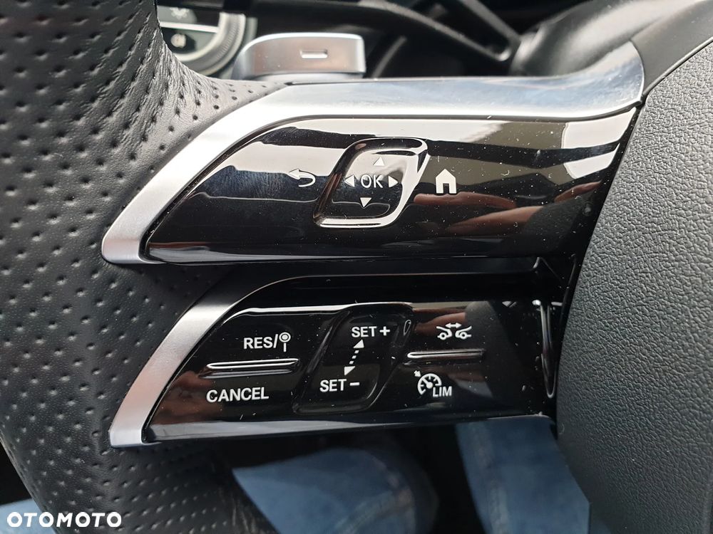 Mercedes-Benz Klasa E 220 d 4-Matic AMG - 35