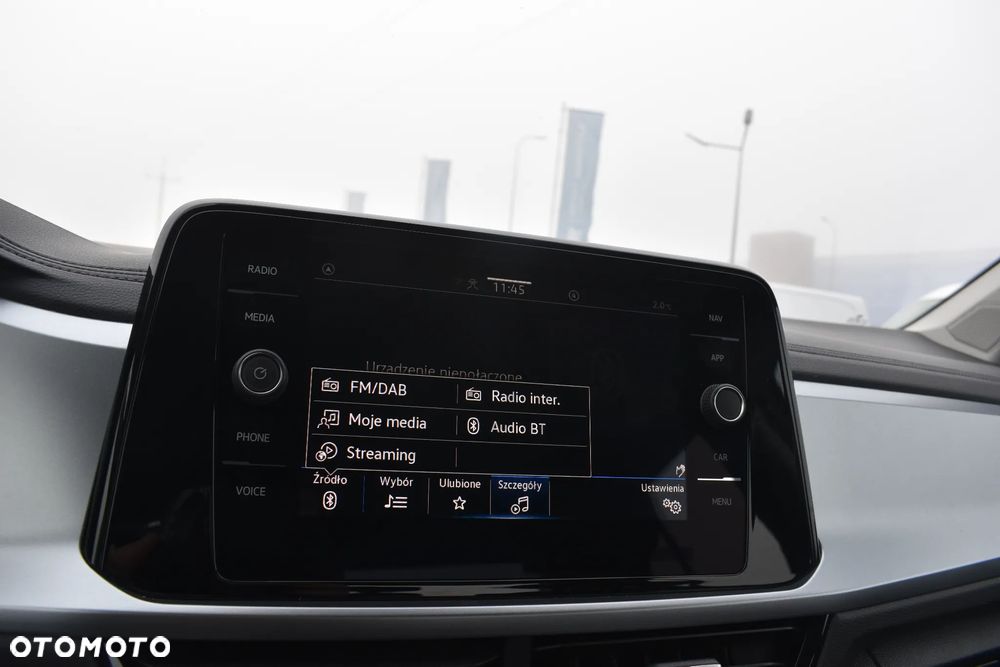 Volkswagen T-Roc 1.5 TSI Life - 32