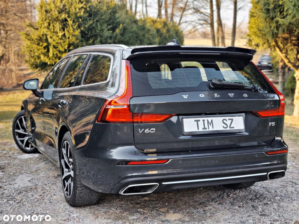 Volvo V60 T5 Geartronic Momentum - 9