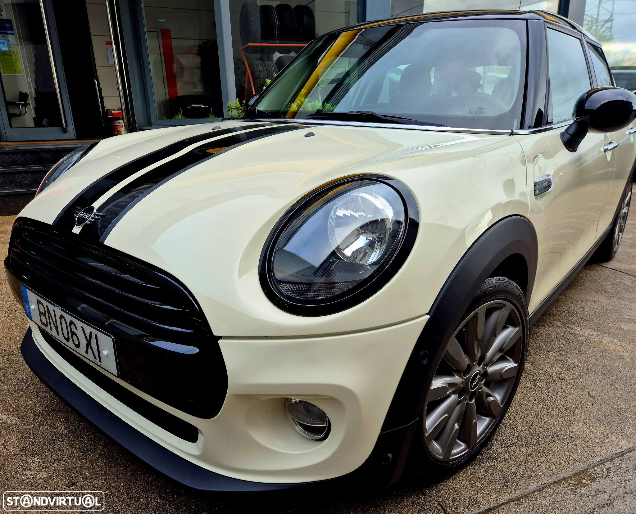 MINI 5 Portas One Auto - 22