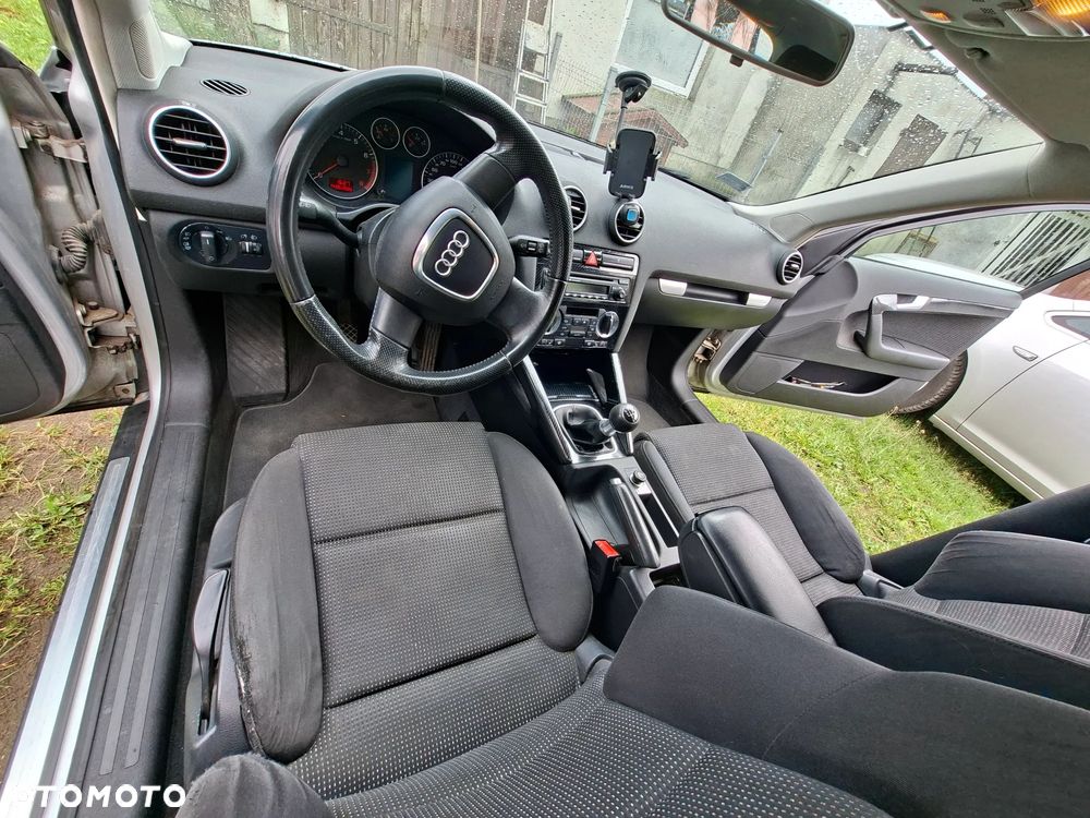 Audi A3 Sportback 1.6 Attraction - 9