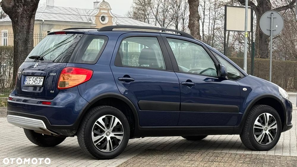Suzuki SX4 1.6 VVT 4x4 Comfort - 37