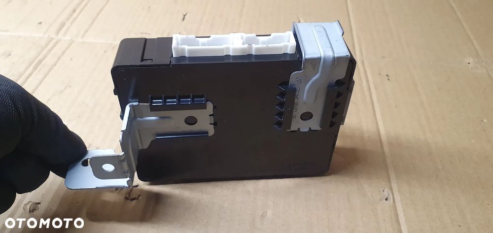 Moduł sterownik komfortu BCM Hyundai i40 95400-3Z475 - 3