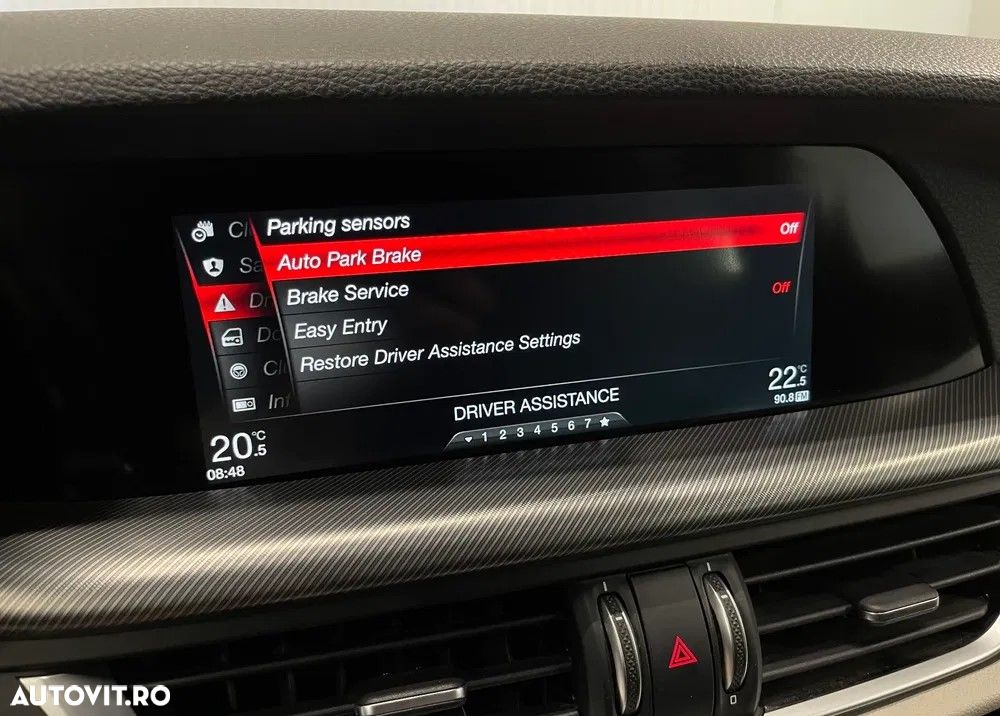 Alfa Romeo Stelvio 2.2 JTDM AWD AT8 Veloce - 16
