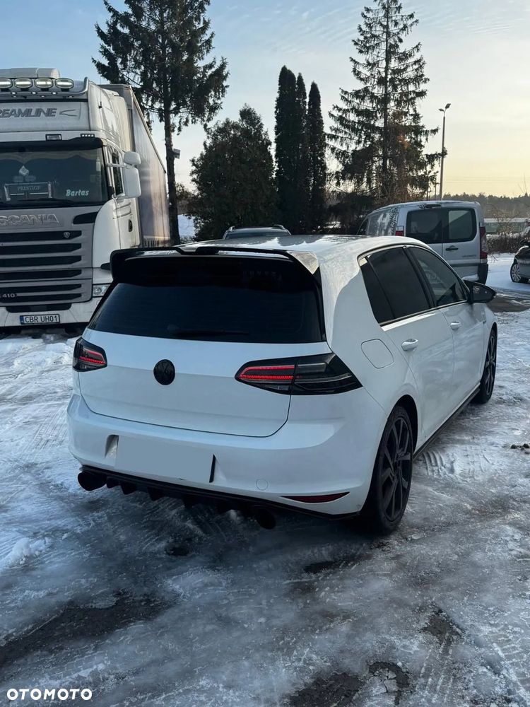 Volkswagen Golf 2.0 TDI BMT GTD - 3