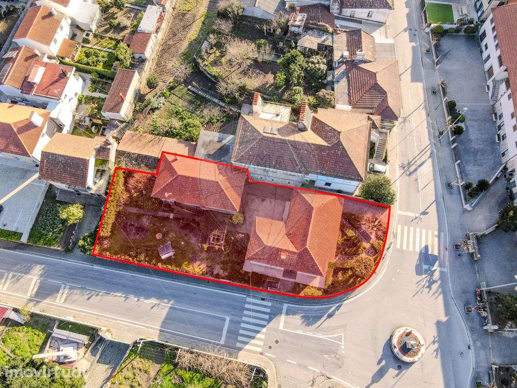 Moradia T4 para venda - Grande imagem: 2/17