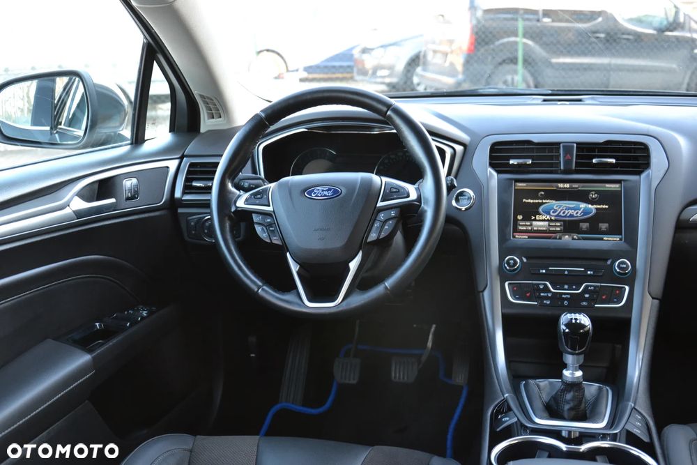 Ford Mondeo 2.0 TDCi STart-Stopp Titanium - 19