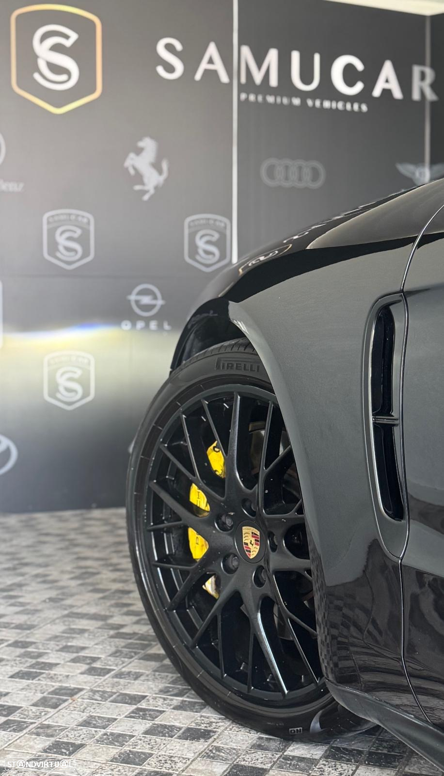 Porsche Panamera Sport Turismo - 24