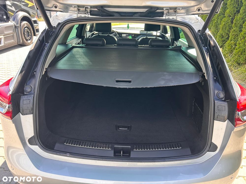 Opel Insignia 1.6 T Exclusive S&S - 17