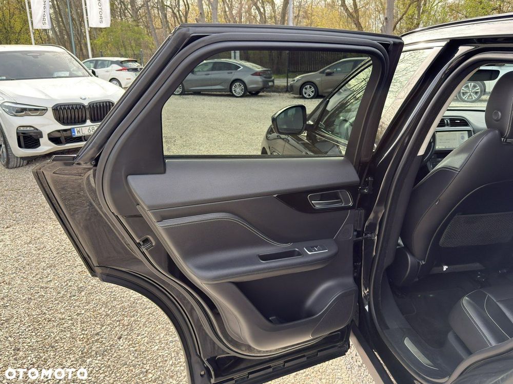 Jaguar F-Pace 2.0 i4D AWD R-Sport - 20