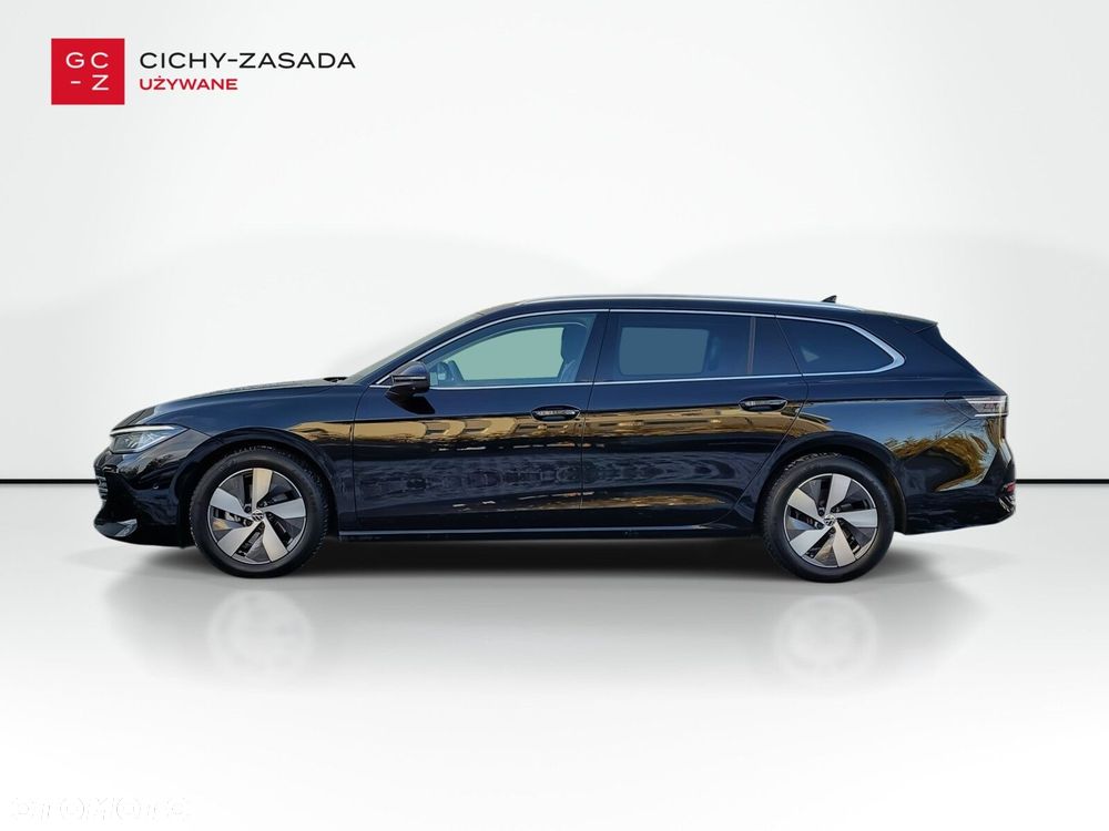 Volkswagen Passat Variant 2.0 TDI EVO Elegance DSG - 2