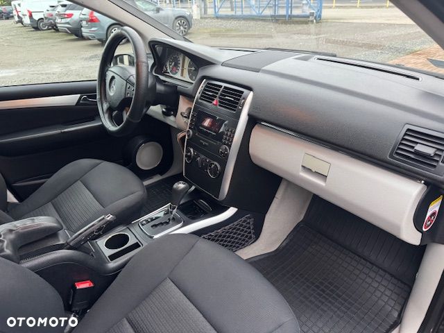 Mercedes-Benz Klasa B - 16