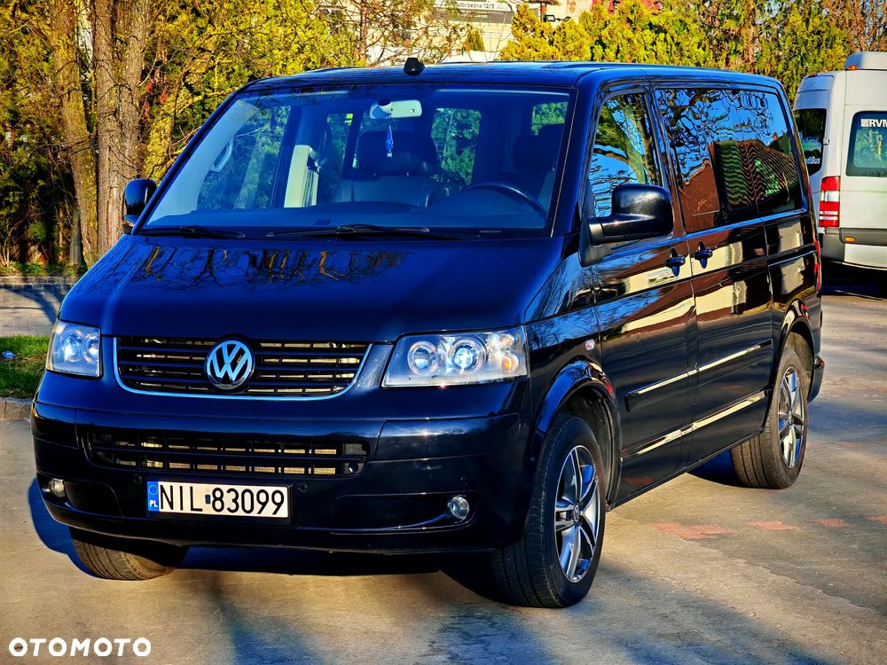 Volkswagen Multivan - 1