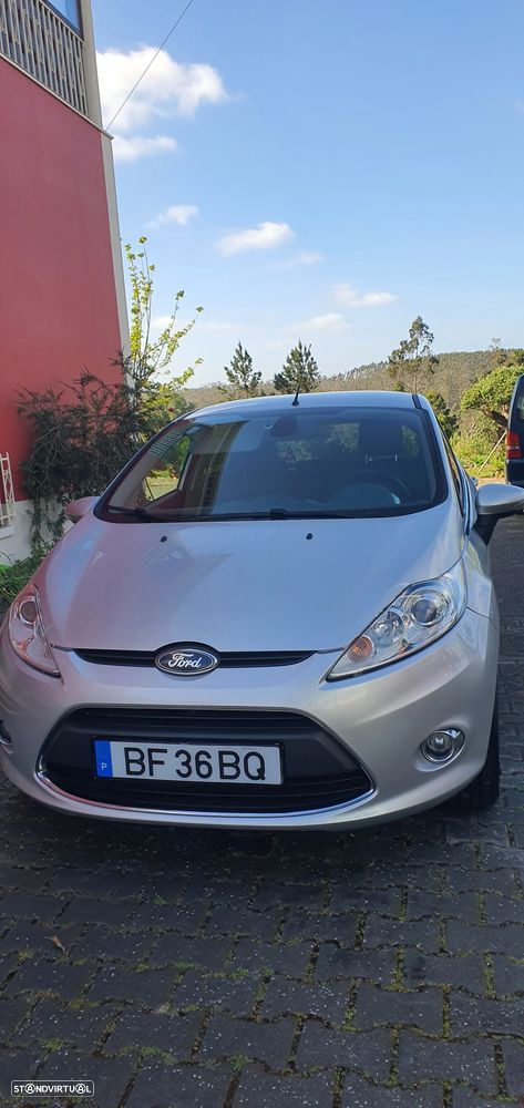 Ford Fiesta 1.6 TDCI Titanium - 1