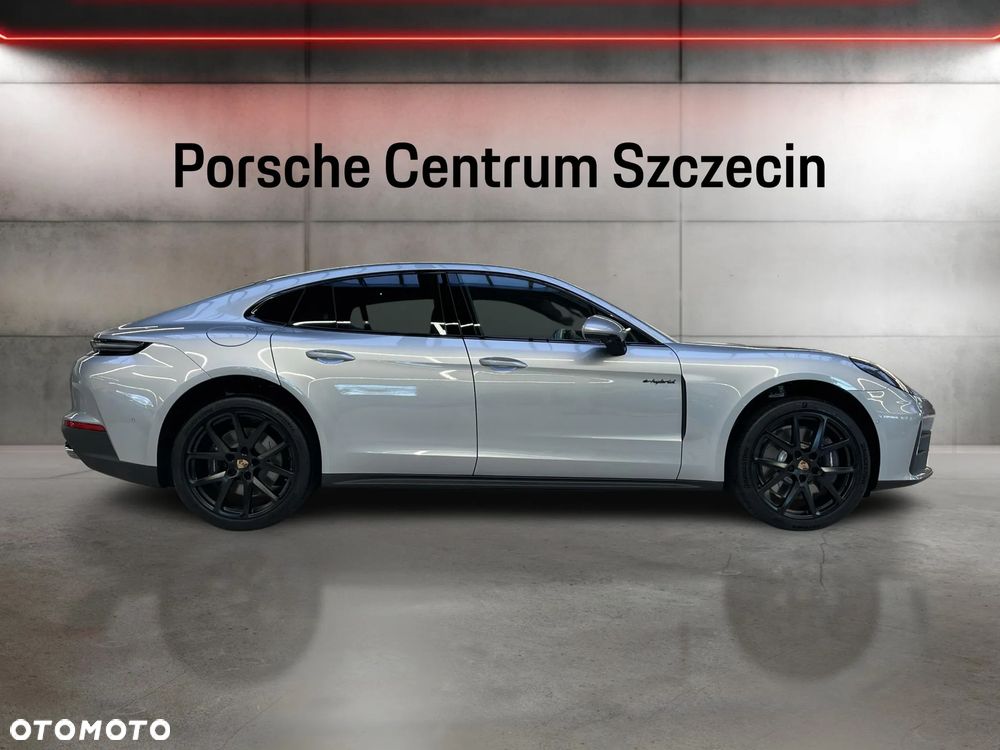 Porsche Panamera 4 E-Hybrid PHEV - 6