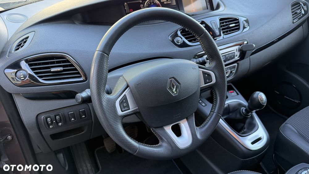 Renault Scenic dCi 130 FAP Start & Stop Bose Edition - 8