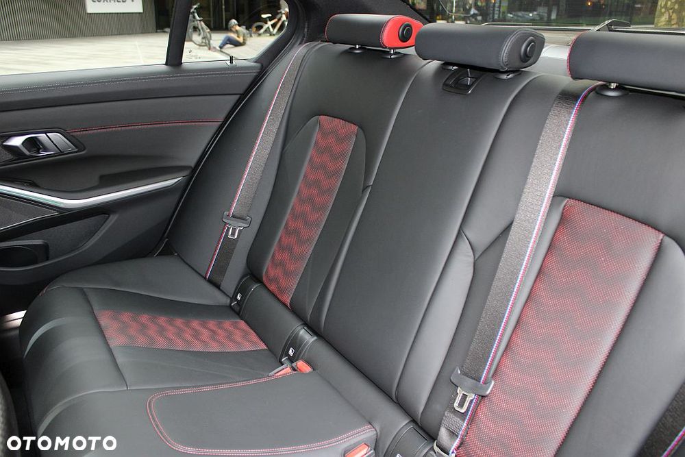 BMW M3 CS xDrive sport - 25