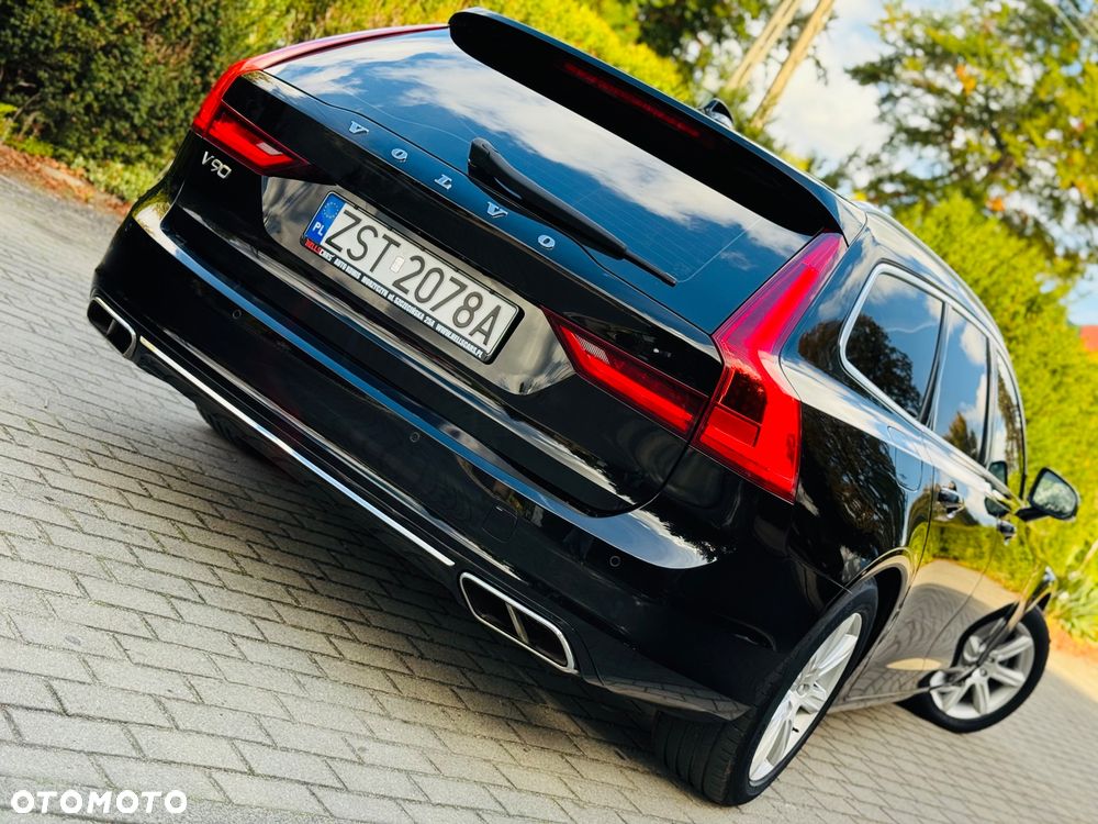 Volvo V90 D3 Geartronic Momentum Pro - 3