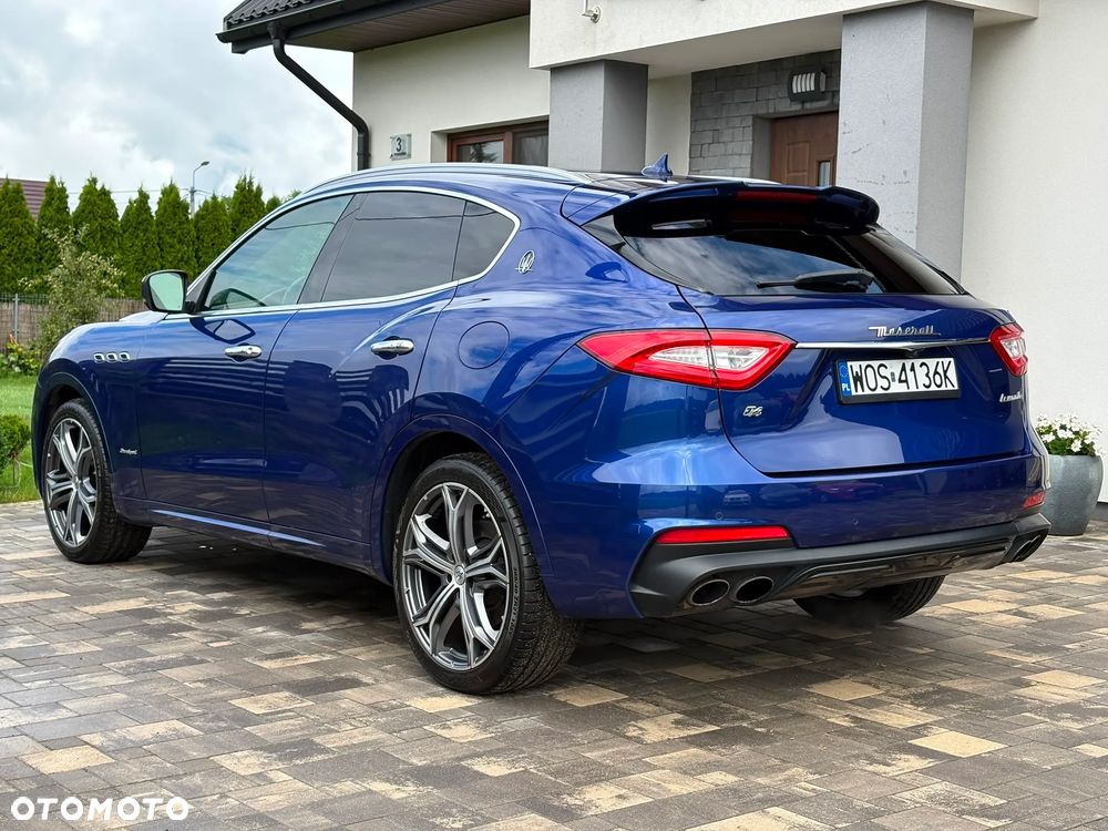 Maserati Levante - 8