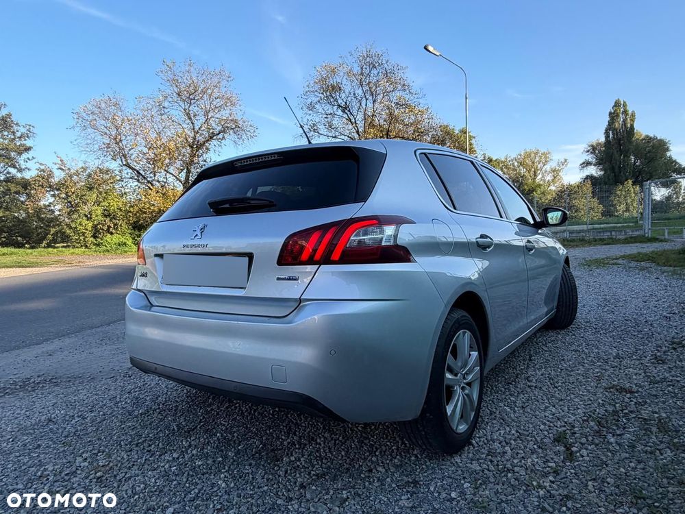 Peugeot 308 - 4