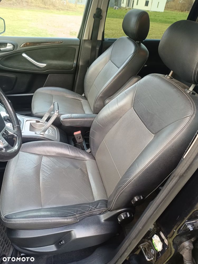 Ford Galaxy 2.0 TDCi Ghia - 9