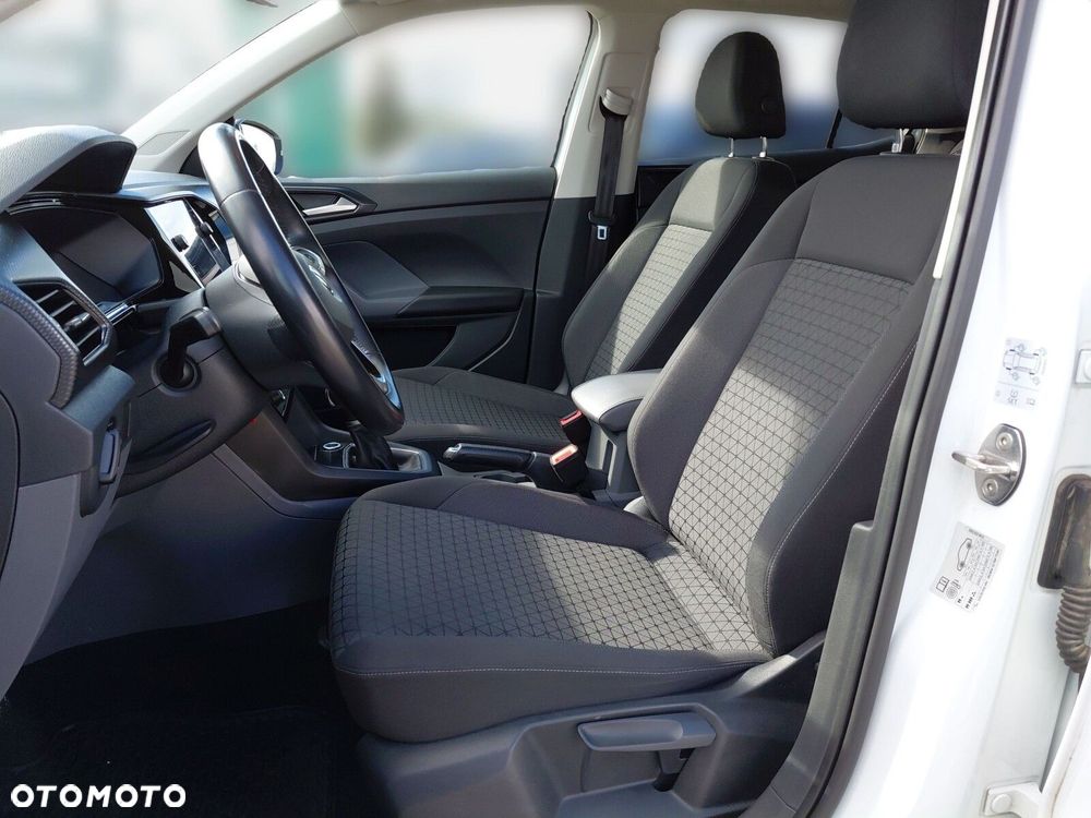 Volkswagen T-Cross - 10