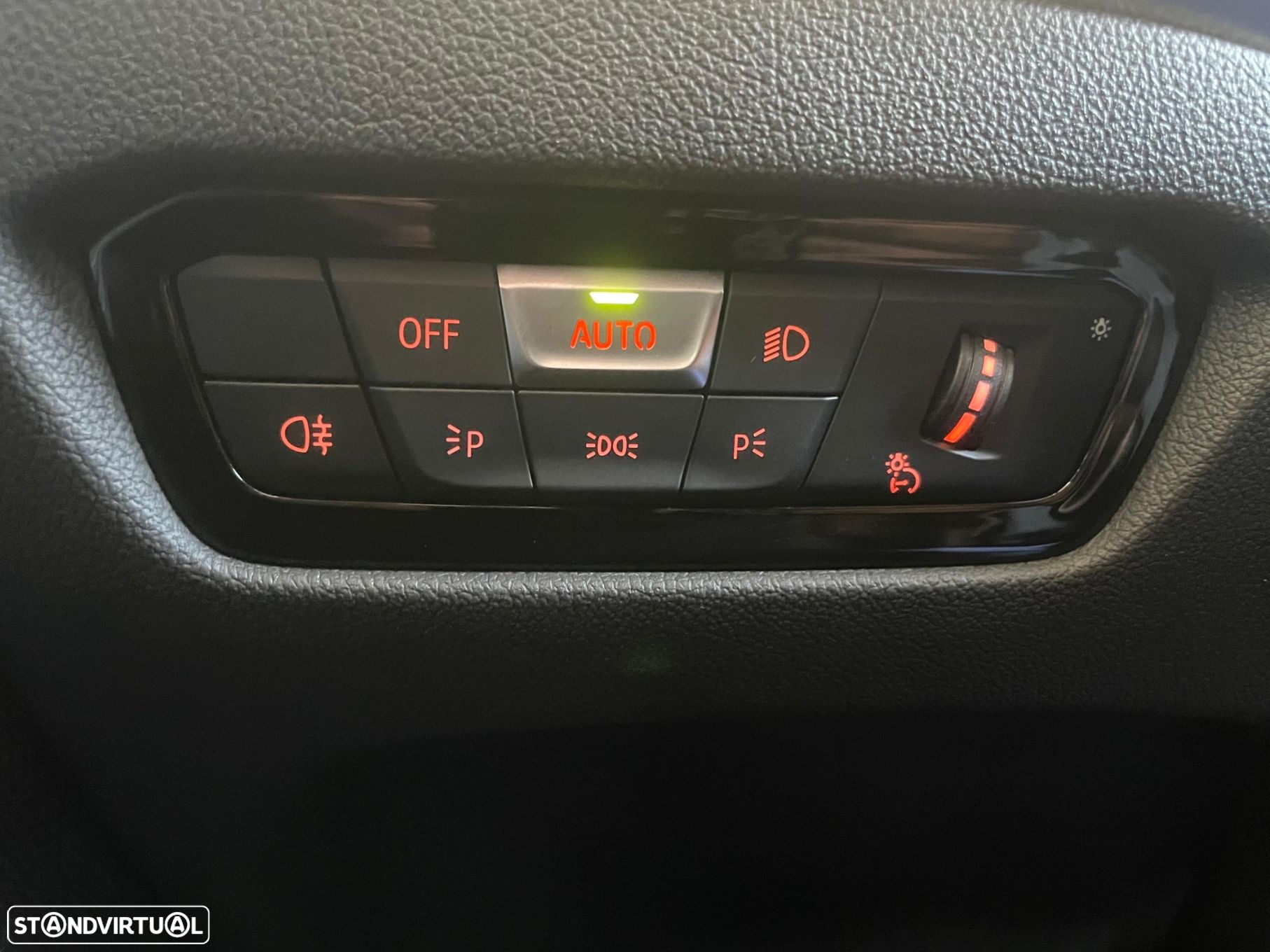 BMW i4 eDrive40 Desportiva M - 17