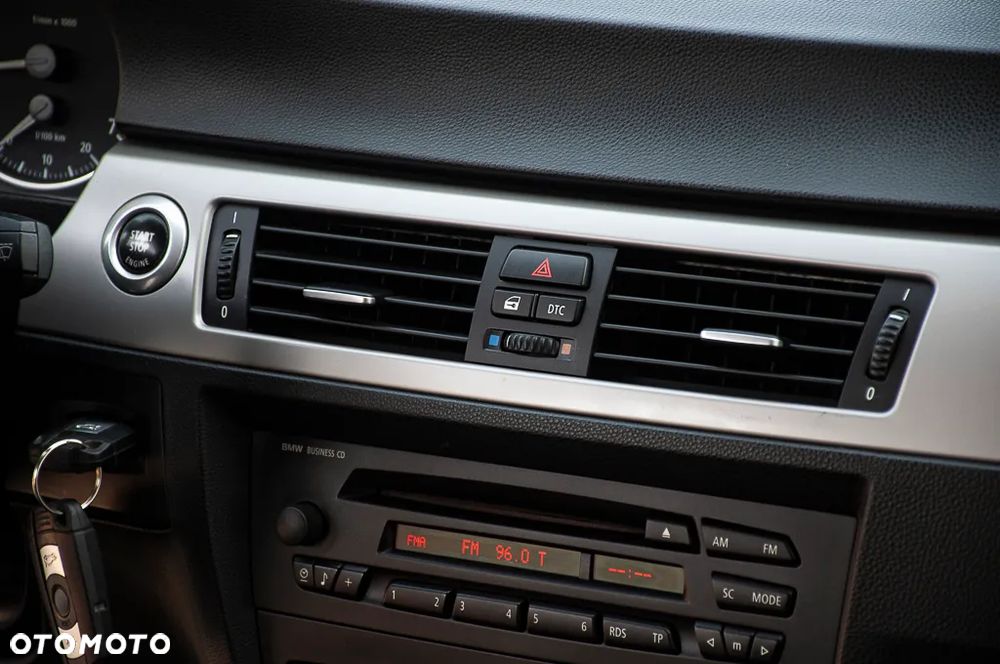 BMW Seria 3 - 23