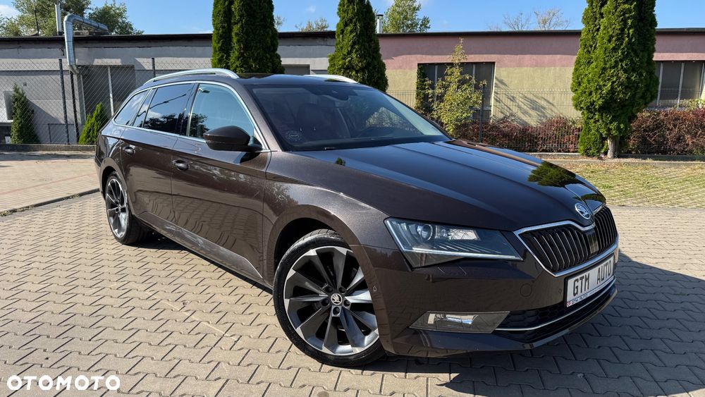 Skoda Superb 2.0 TDI DSG Style - 22