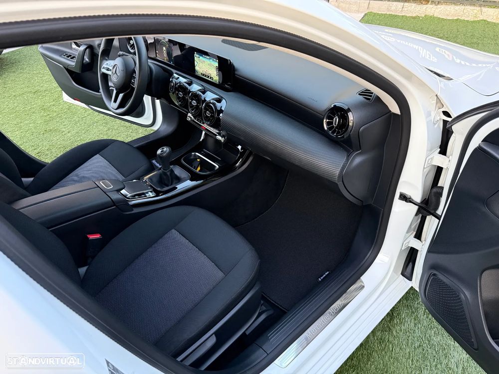 Mercedes-Benz A 200 Progressive - 35