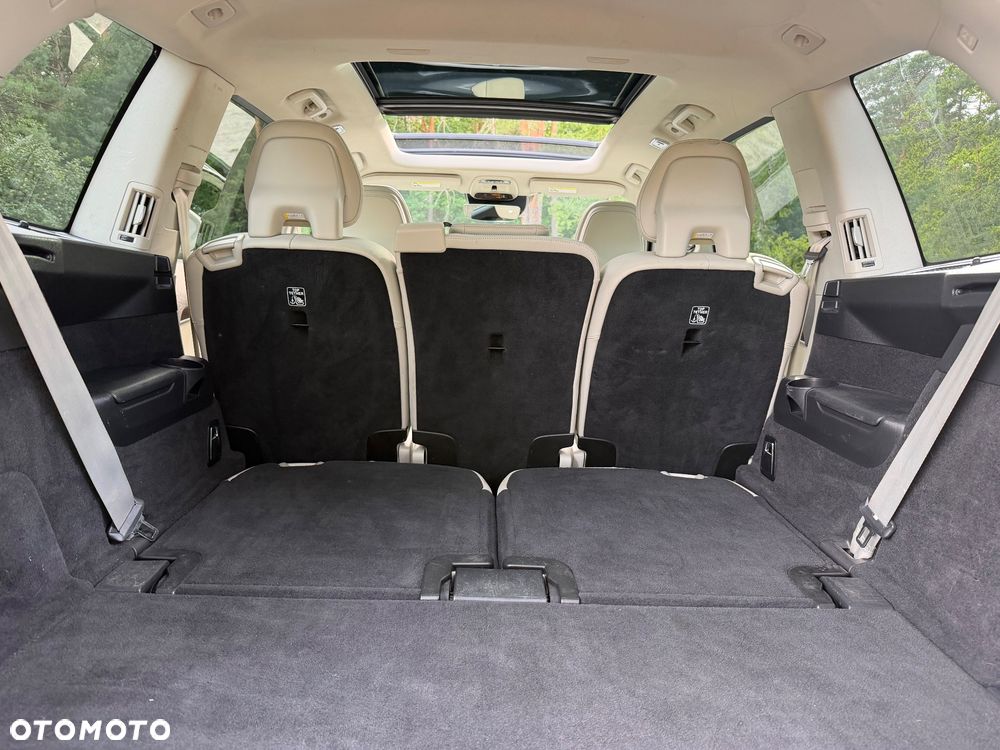 Volvo XC 90 - 13