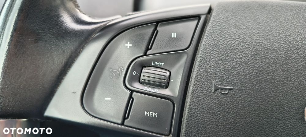 Citroën C4 Picasso 1.2 PureTech Attraction - 37