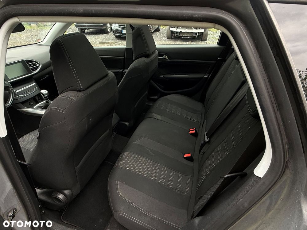 Peugeot 308 e-HDi 115 Stop & Start Allure - 16