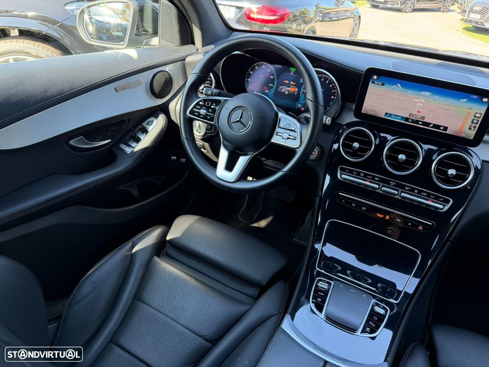 Mercedes-Benz GLC 300 e Coupé 4Matic - 25