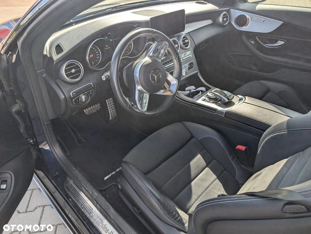 Mercedes-Benz Klasa C 300 Coupe 9G-TRONIC AMG Line - 10