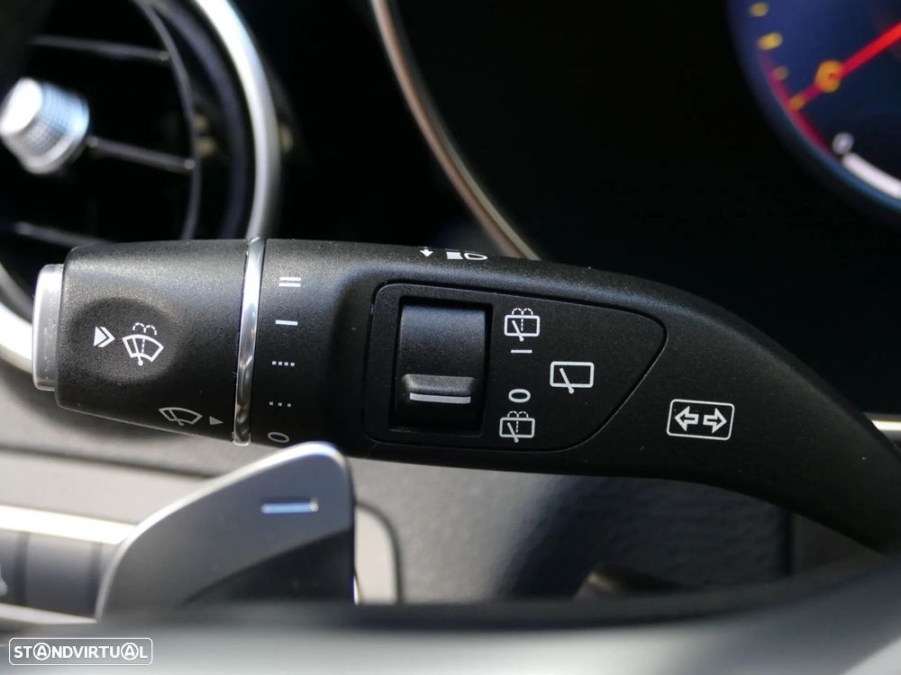 Mercedes-Benz C 300 de AMG Line - 29