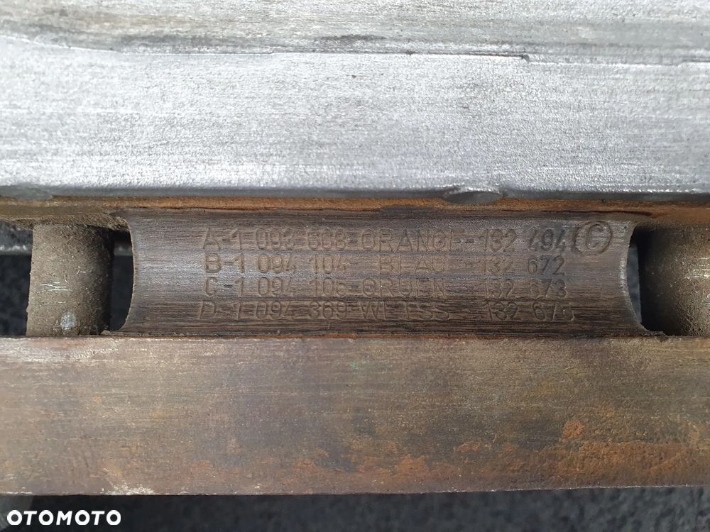 Łapa wspornik skrzyni BMW E39 2,5 TDS - 5