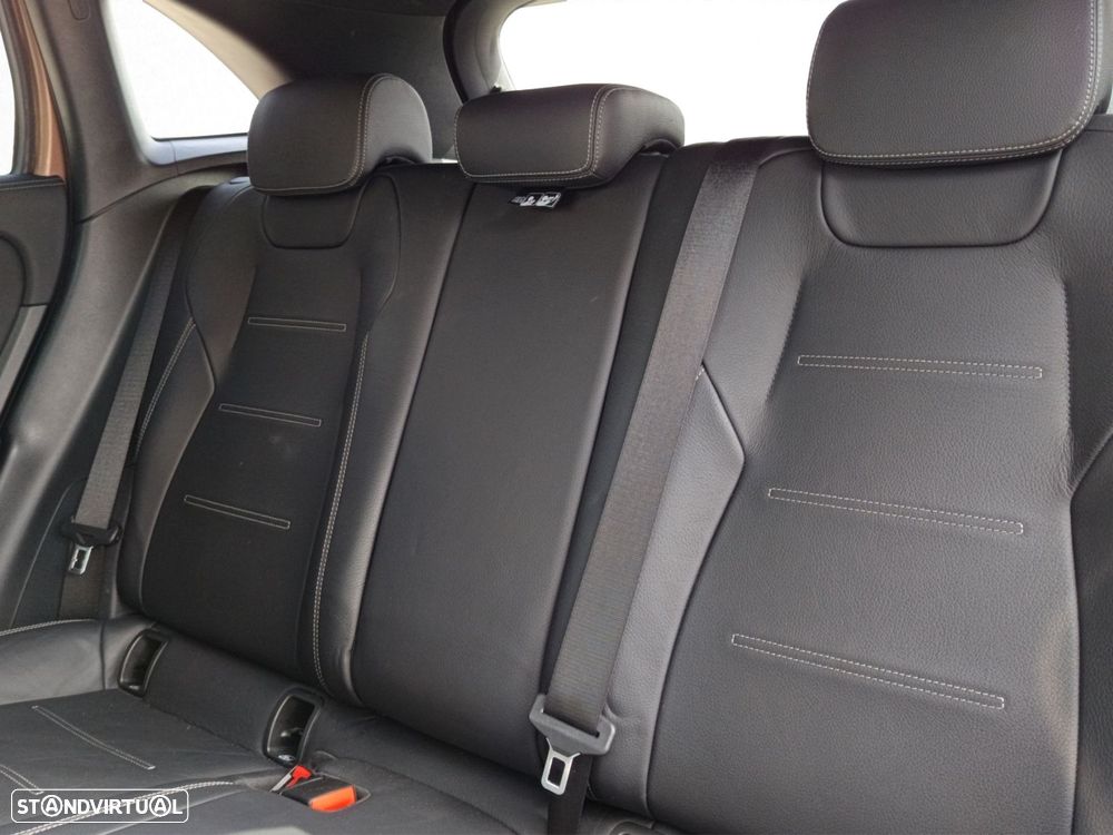 Mercedes-Benz GLA 250 e 8G-DCT AMG Line - 32