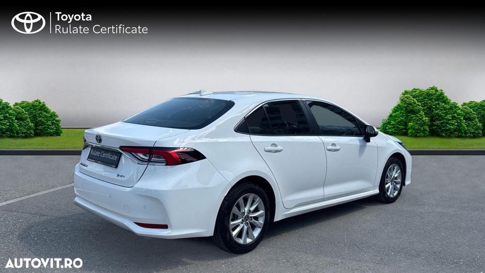 Toyota Corolla 1.8 HSD Business - 9