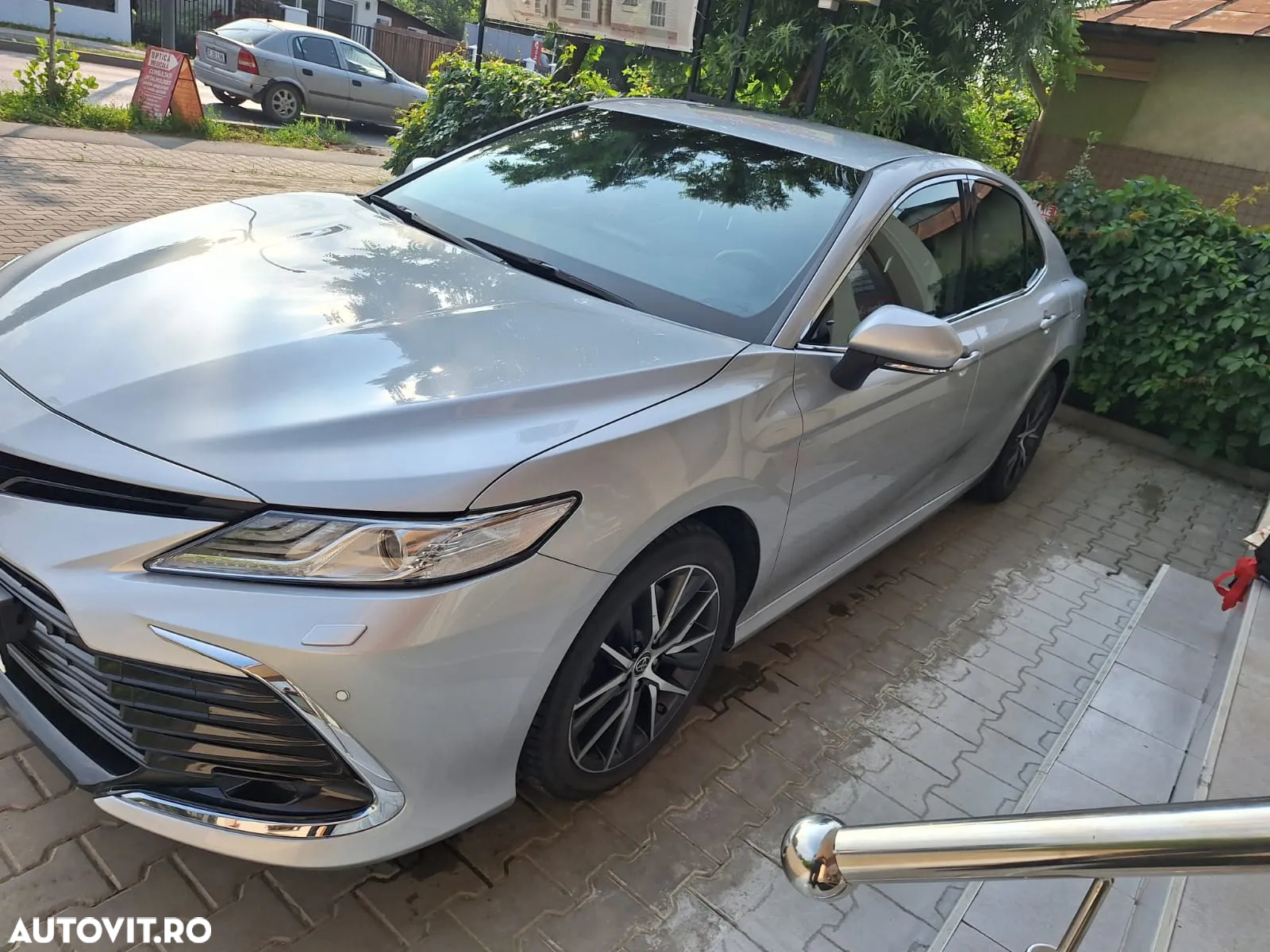 Toyota Camry - 7