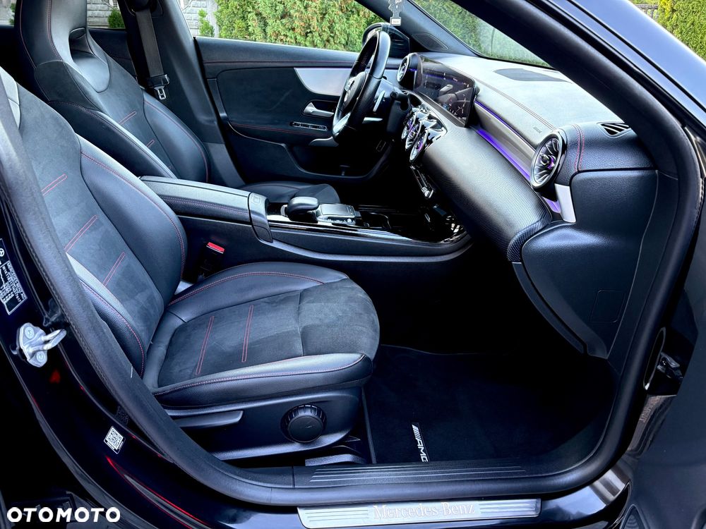 Mercedes-Benz CLA 200 d 8G-DCT AMG Line - 38