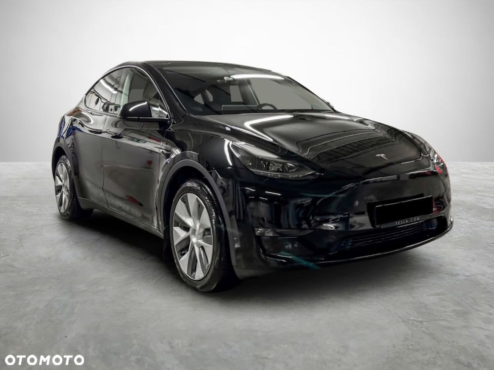 Tesla Model Y 2022 photo 2